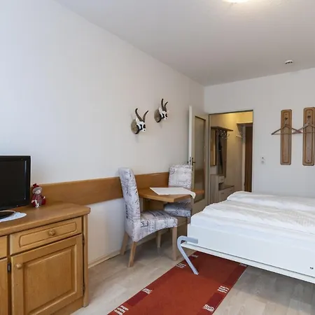 Hillgruber Apartment